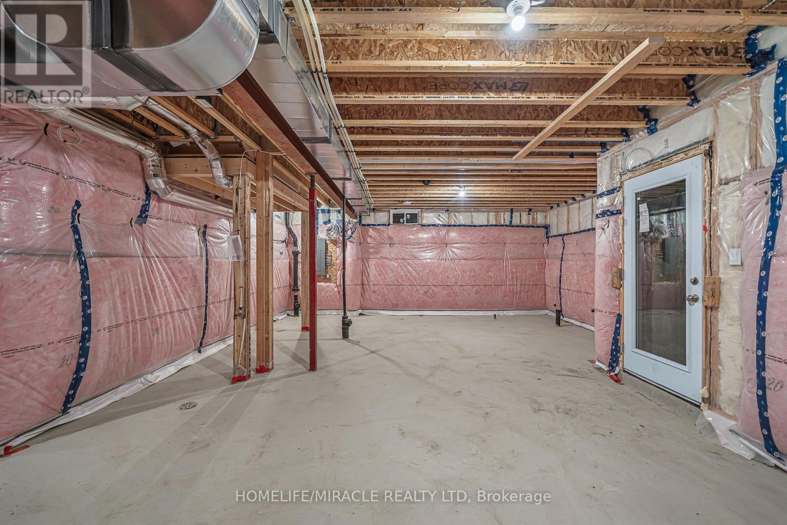 63 Royal Oak Crescent, Loyalist, Ontario  K0H 1G0 - Photo 22 - X12533460