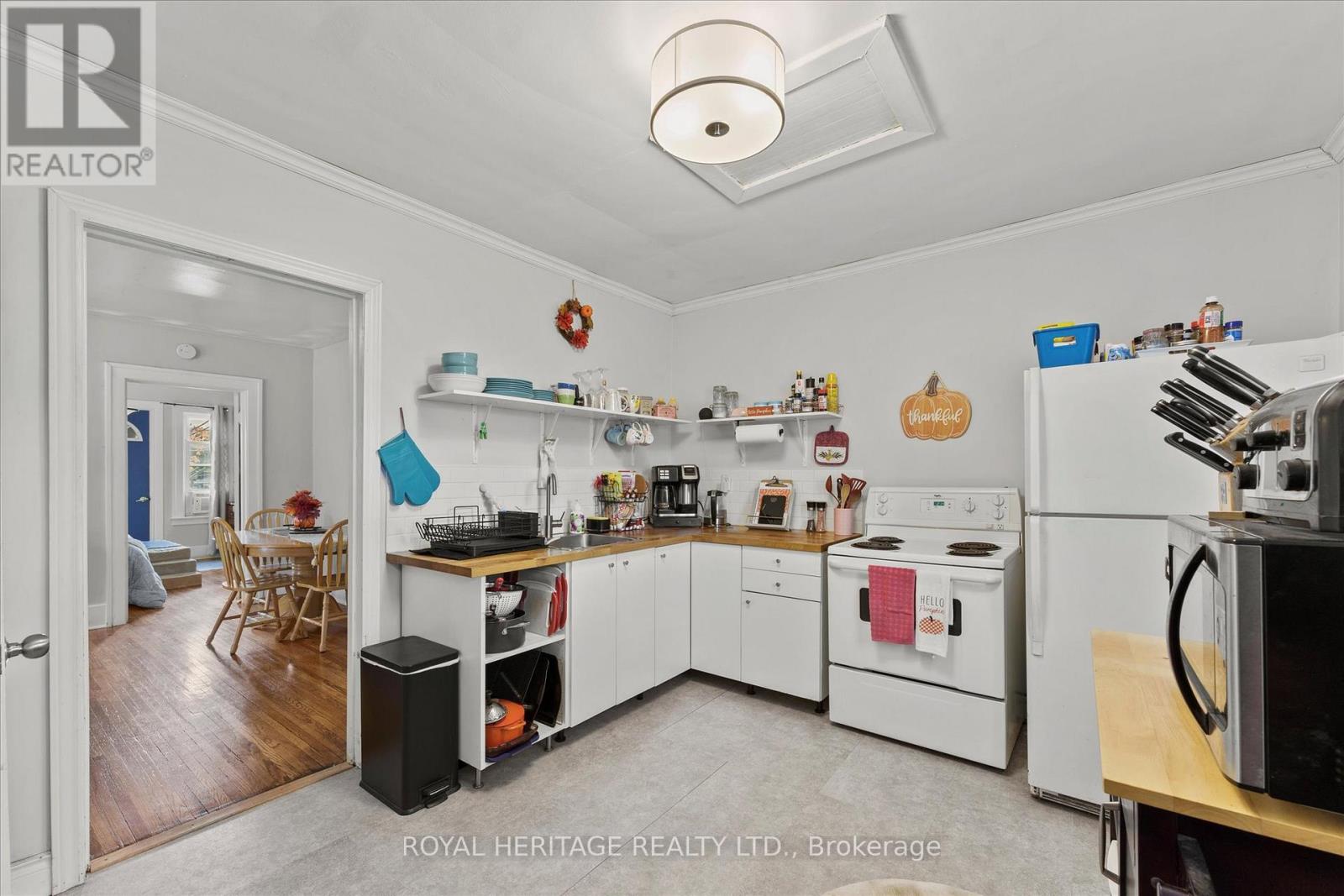 1150 Elm Avenue, Windsor, Ontario  N9A 5H9 - Photo 19 - X12533518