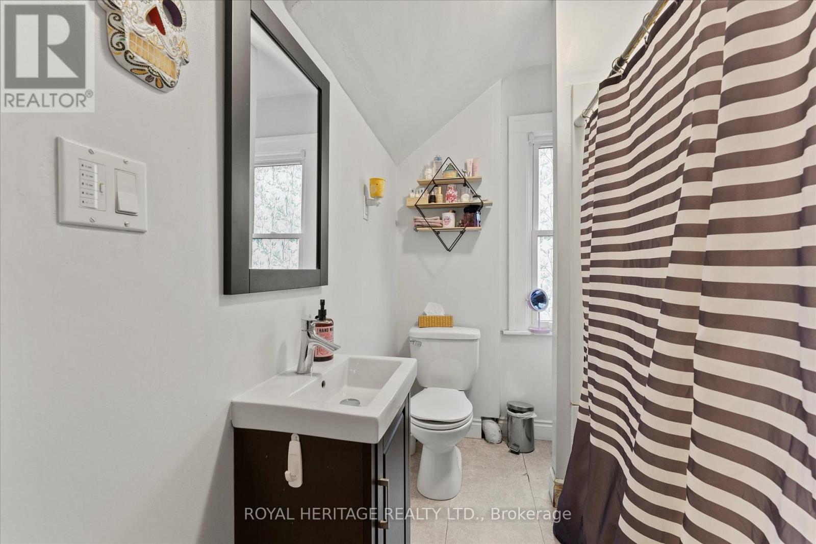 1150 Elm Avenue, Windsor, Ontario  N9A 5H9 - Photo 23 - X12533518