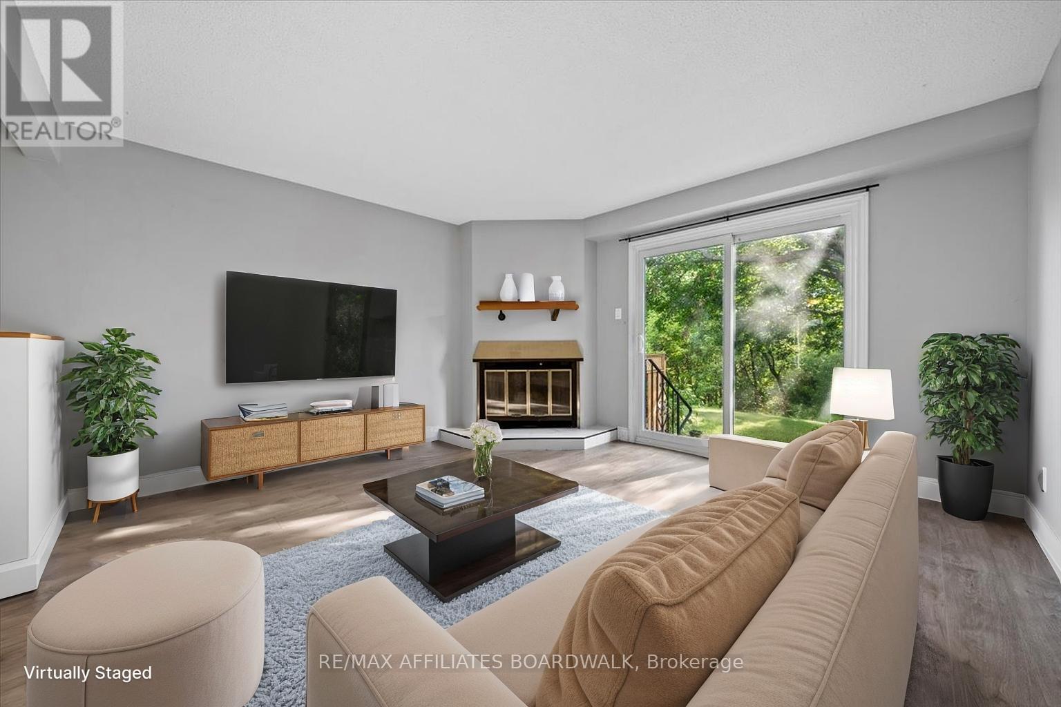 6482 Bilberry Drive, Ottawa, Ontario  K1C 4N8 - Photo 8 - X12401134