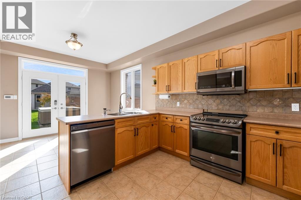 114 Armour Crescent, Hamilton, Ontario L9K 1R9 - Photo 8 - 40787486