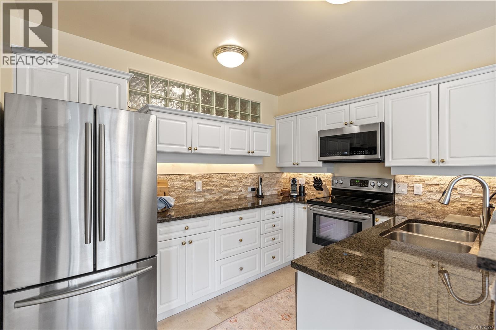 102 405 Quebec St, Victoria, British Columbia  V8V 4Z2 - Photo 6 - 1020274