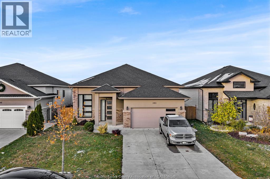 390 WELSH, Amherstburg, Ontario