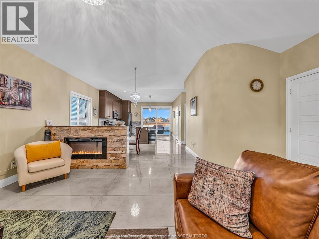 390 Welsh, Amherstburg, Ontario  N9V 4C8 - Photo 7 - 25028466