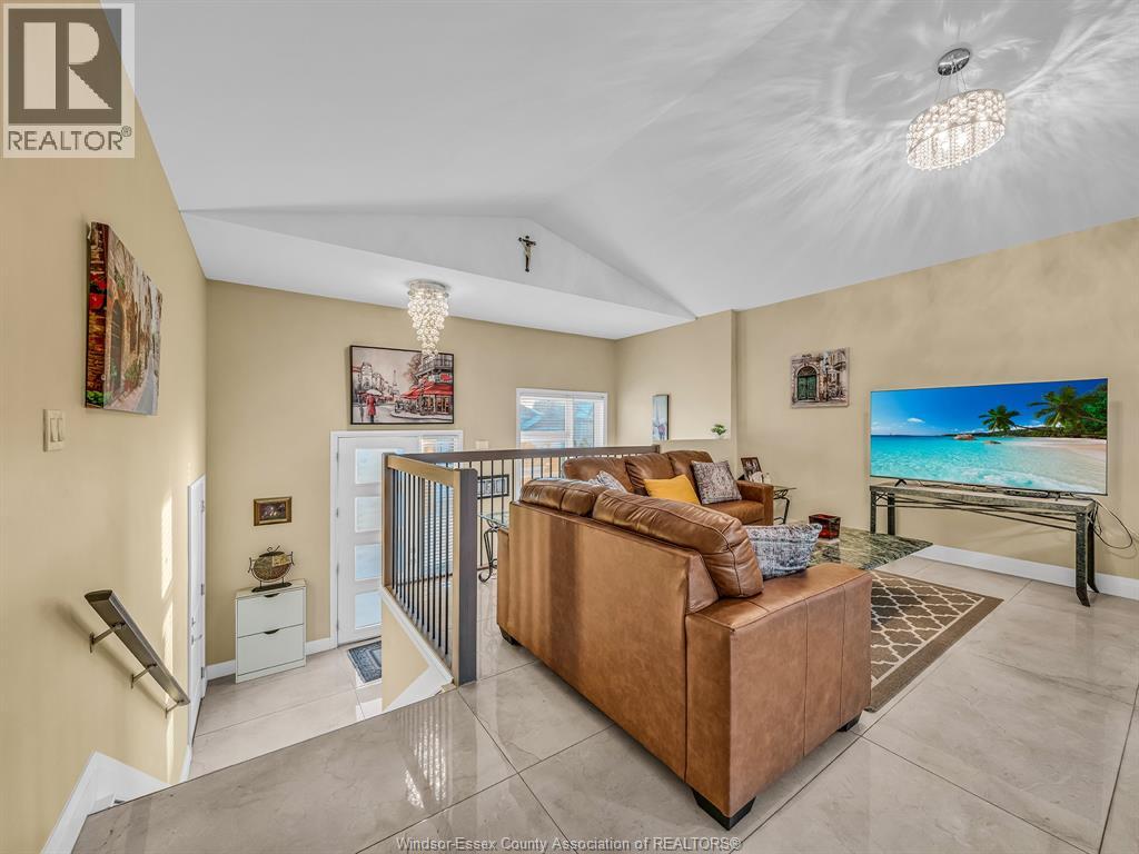 390 Welsh, Amherstburg, Ontario  N9V 4C8 - Photo 8 - 25028466