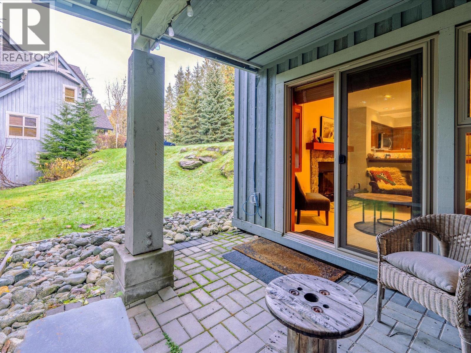 24 4661 Blackcomb Way, Whistler, British Columbia  V8E 0Z1 - Photo 5 - R3066514