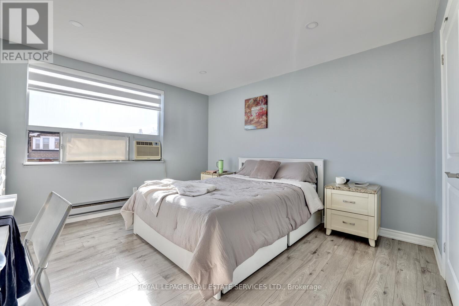894 College Street, Toronto, Ontario  M6H 1A4 - Photo 33 - C12488610