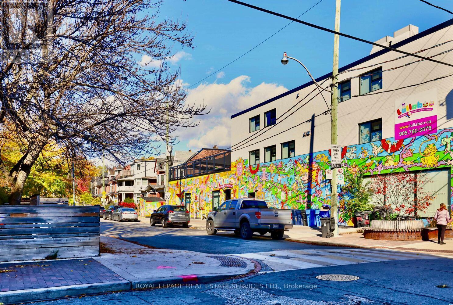 894 College Street, Toronto, Ontario  M6H 1A4 - Photo 47 - C12488610