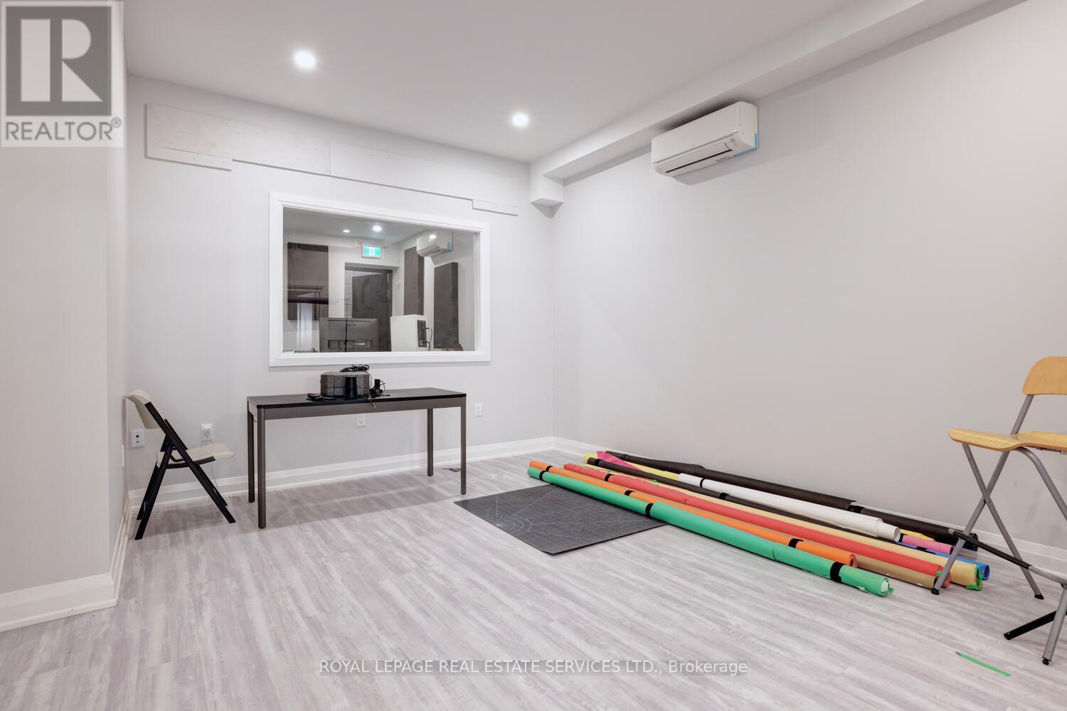 894 College Street, Toronto, Ontario  M6H 1A4 - Photo 9 - C12488610