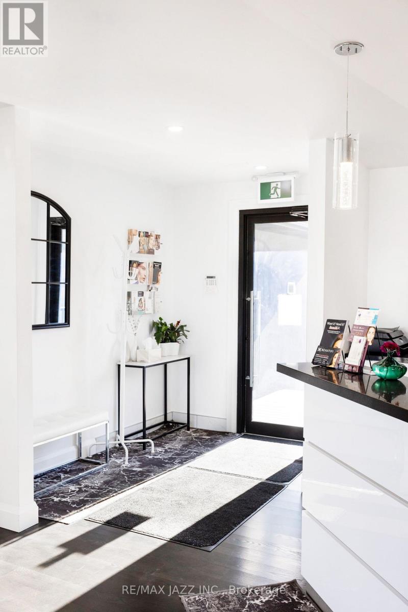 1533 Dundas Street E, Whitby, Ontario L1N 2K6 - Photo 5 - E12491398