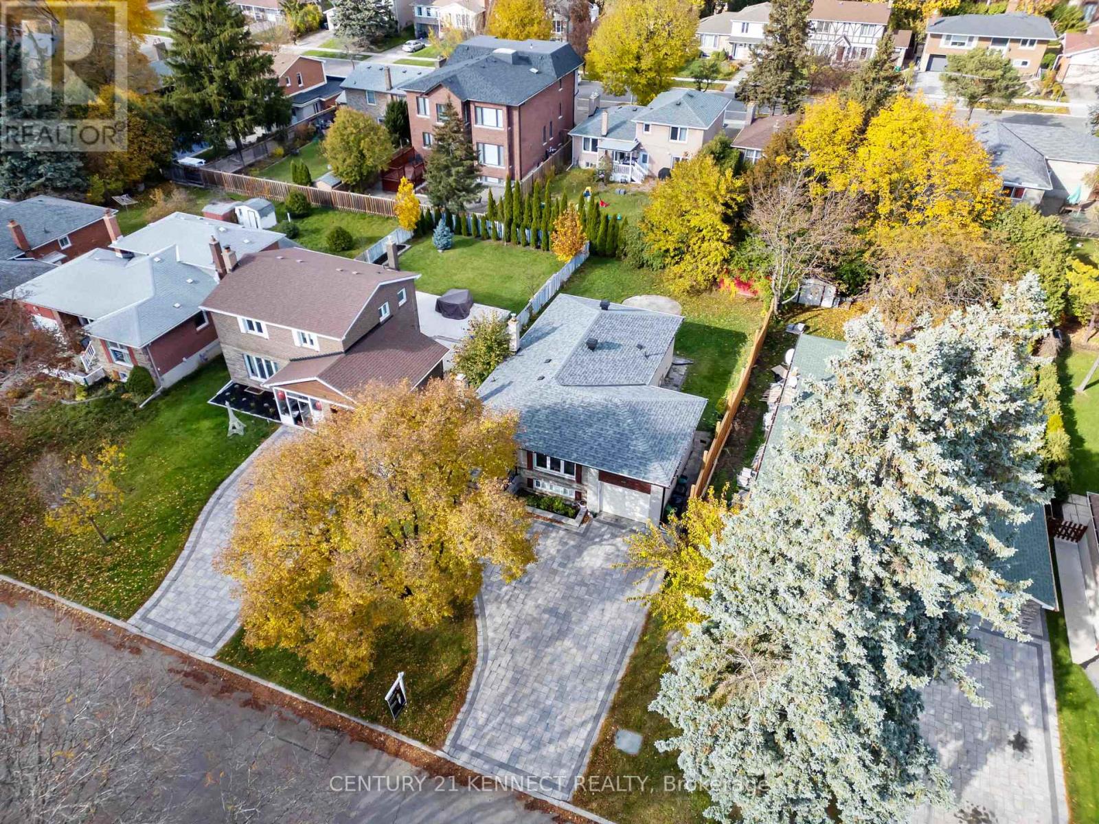 36 Summerside Crescent, Toronto, Ontario  M2H 1X1 - Photo 30 - C12533584