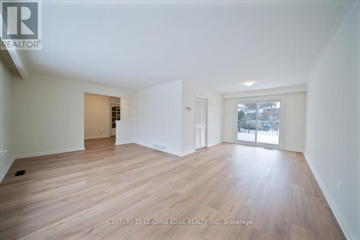 Main - 57 Anewen Drive, Toronto, Ontario  M4A 1R9 - Photo 11 - C12533614