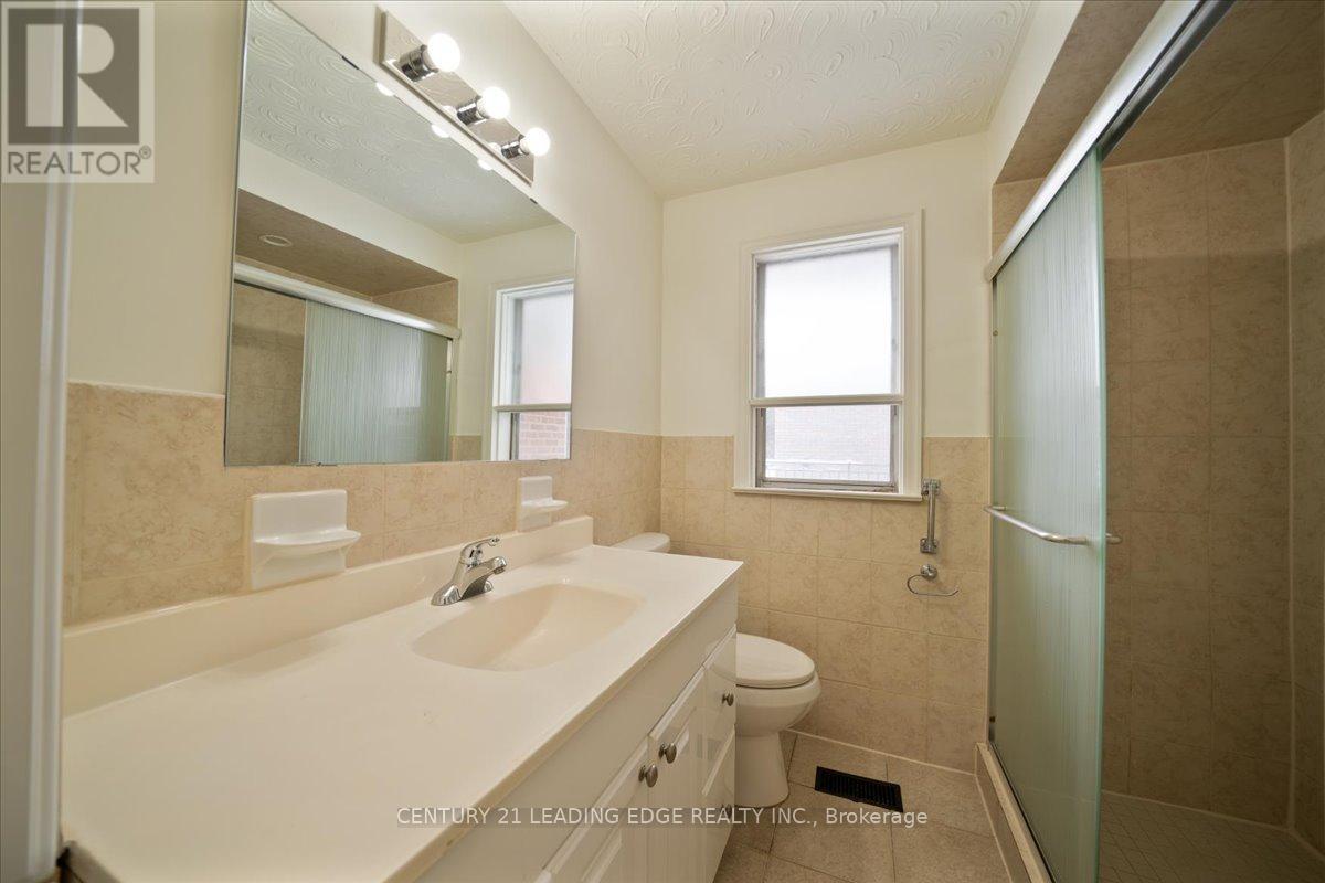 Main - 57 Anewen Drive, Toronto, Ontario  M4A 1R9 - Photo 23 - C12533614