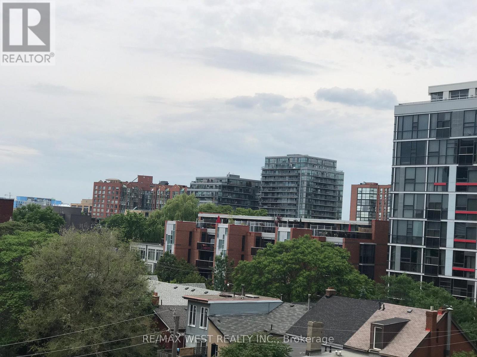 414 - 27 Bathurst Street, Toronto, Ontario  M5V 0R1 - Photo 6 - C12533670