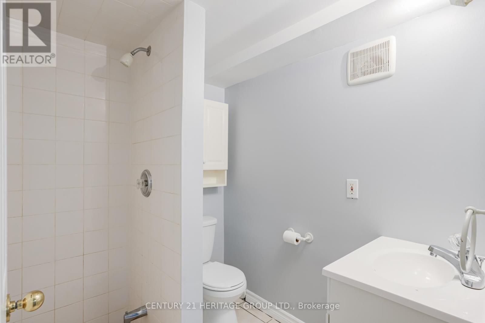 Bsmt - 302 Avenue Road, Newmarket, Ontario  L3Y 1P2 - Photo 8 - N12530626