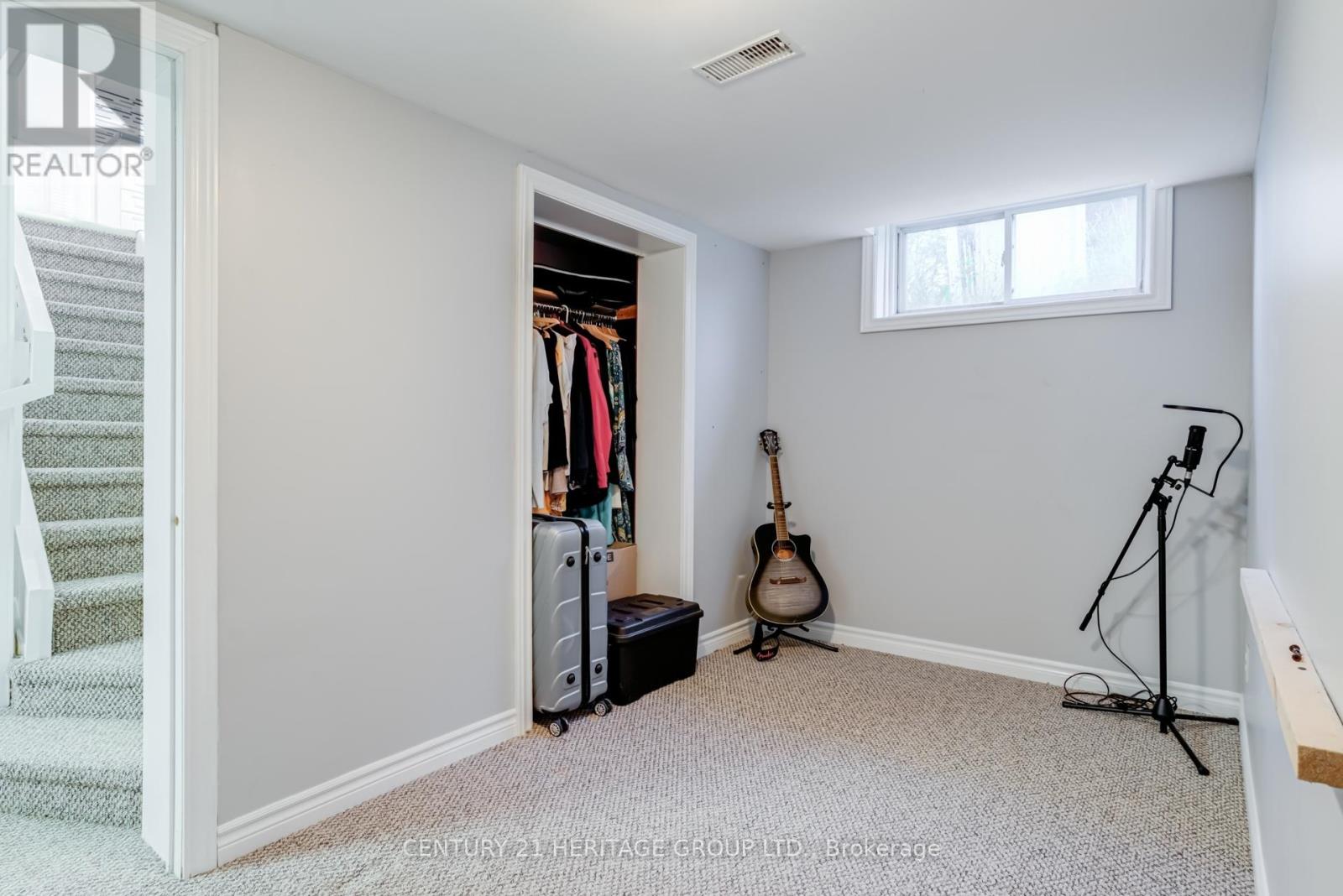 Bsmt - 302 Avenue Road, Newmarket, Ontario  L3Y 1P2 - Photo 9 - N12530626