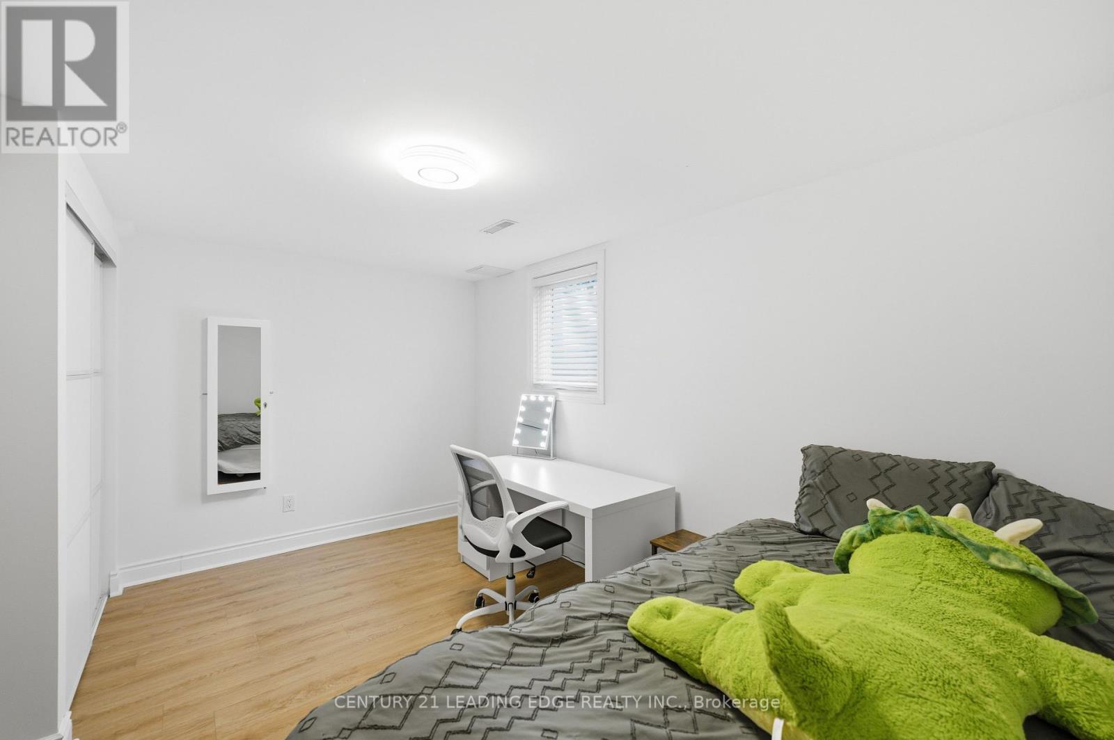 110 Holliday Drive, Whitby, Ontario  L1P 1G5 - Photo 29 - E12533624