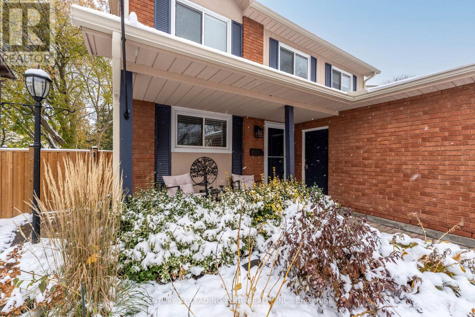 110 Holliday Drive, Whitby, Ontario  L1P 1G5 - Photo 3 - E12533624