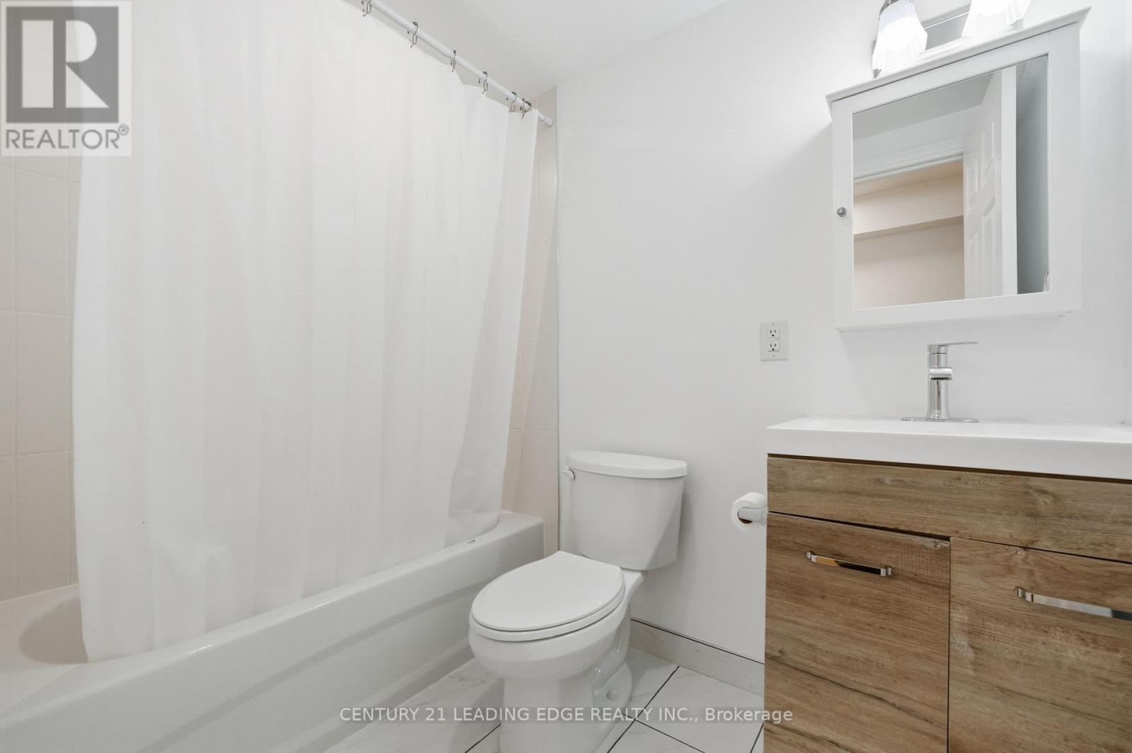 110 Holliday Drive, Whitby, Ontario  L1P 1G5 - Photo 31 - E12533624