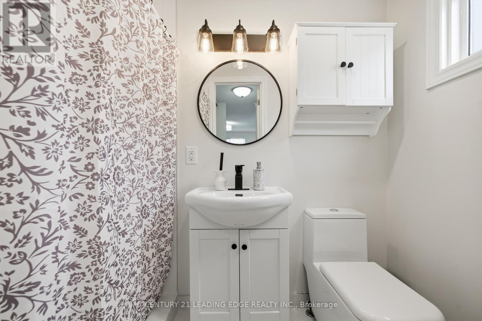 110 Holliday Drive, Whitby, Ontario  L1P 1G5 - Photo 43 - E12533624