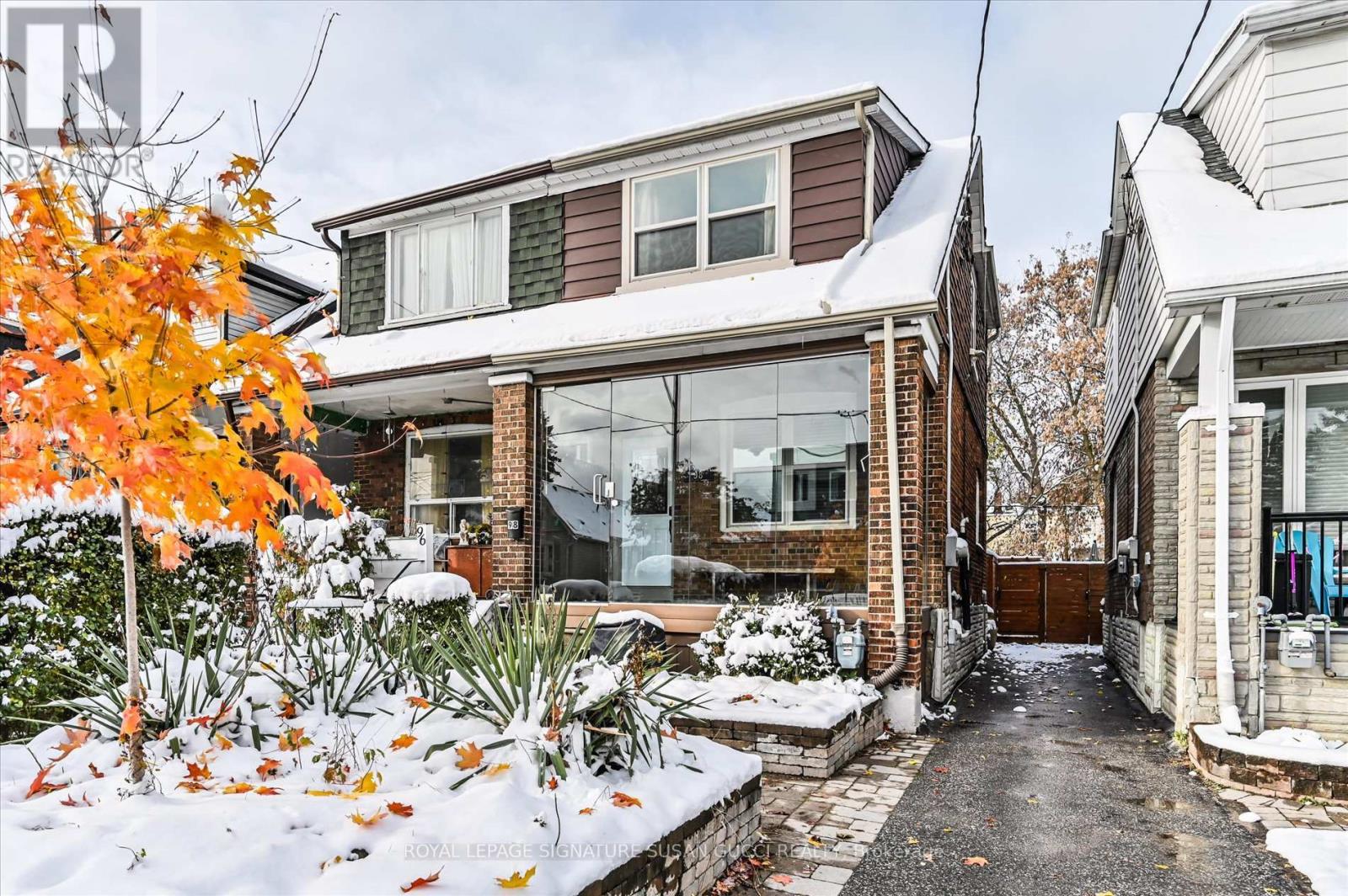 98 FRATER AVENUE, Toronto, Ontario