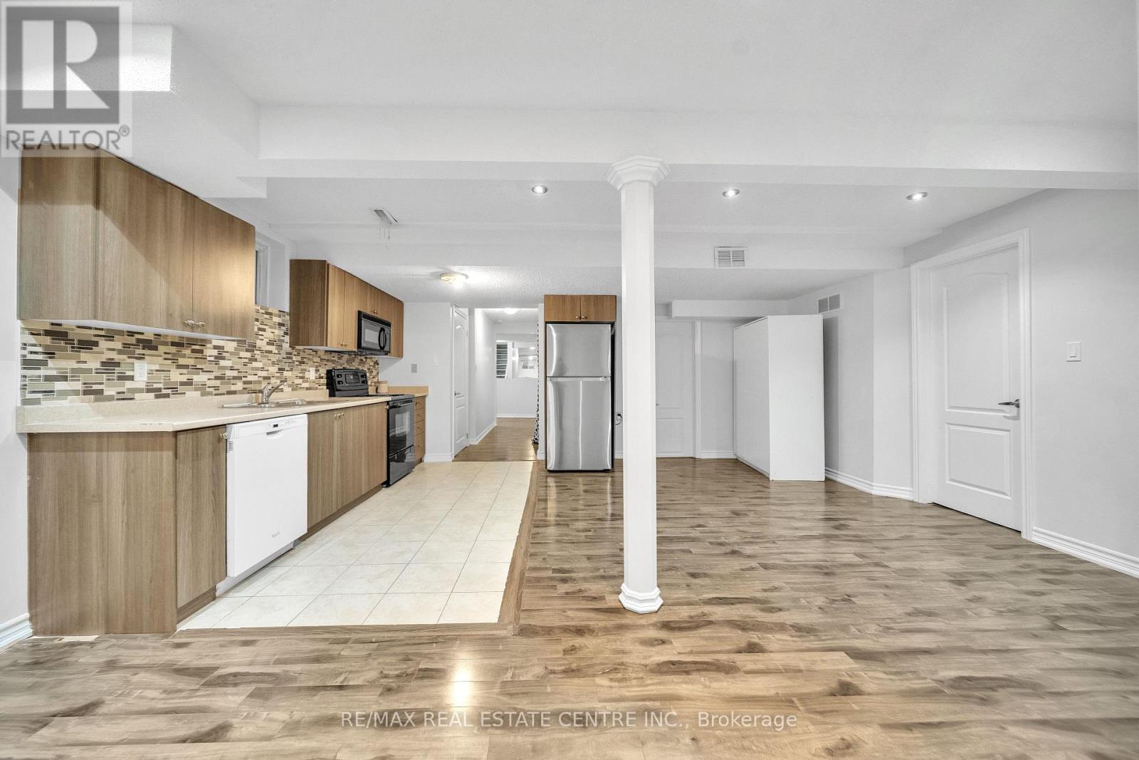 Bsmt - 179 Leiterman Drive, Milton, Ontario  L9T 8B5 - Photo 18 - W12525212