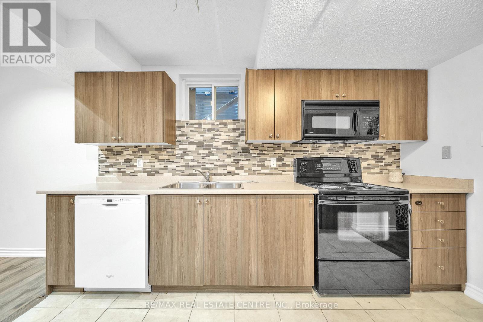 Bsmt - 179 Leiterman Drive, Milton, Ontario  L9T 8B5 - Photo 23 - W12525212