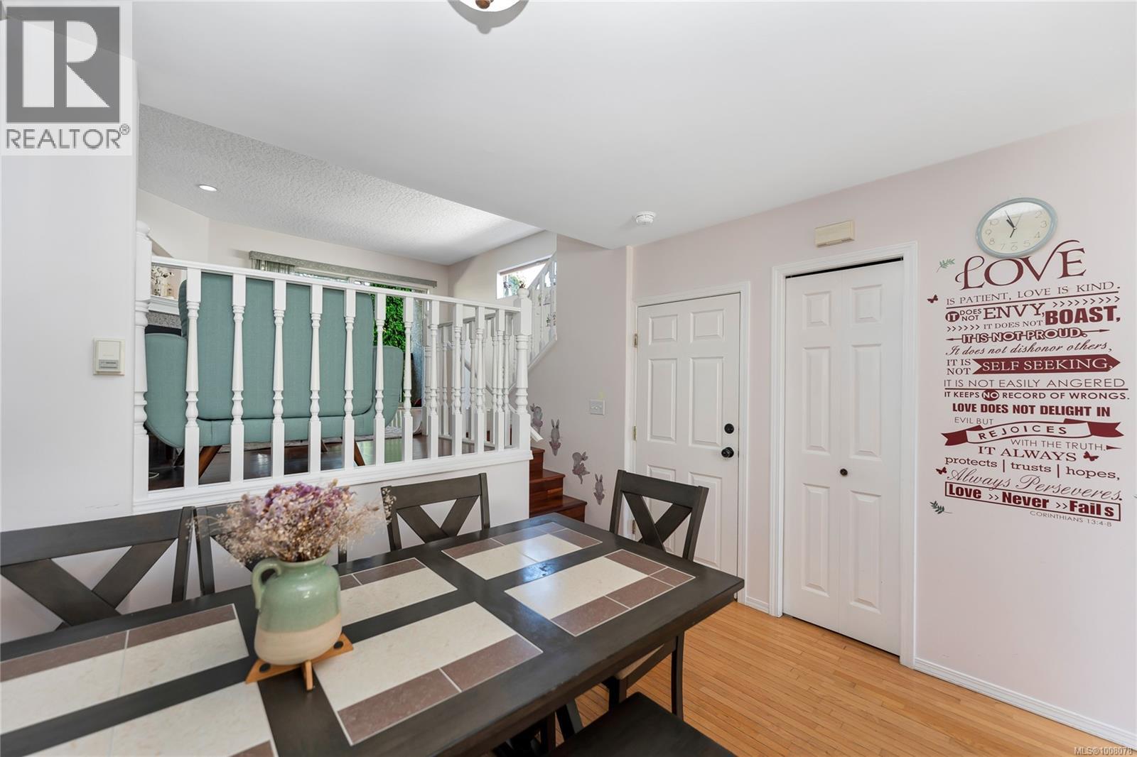 3014 Scott St, Victoria, British Columbia  V8R 4J8 - Photo 7 - 1008078