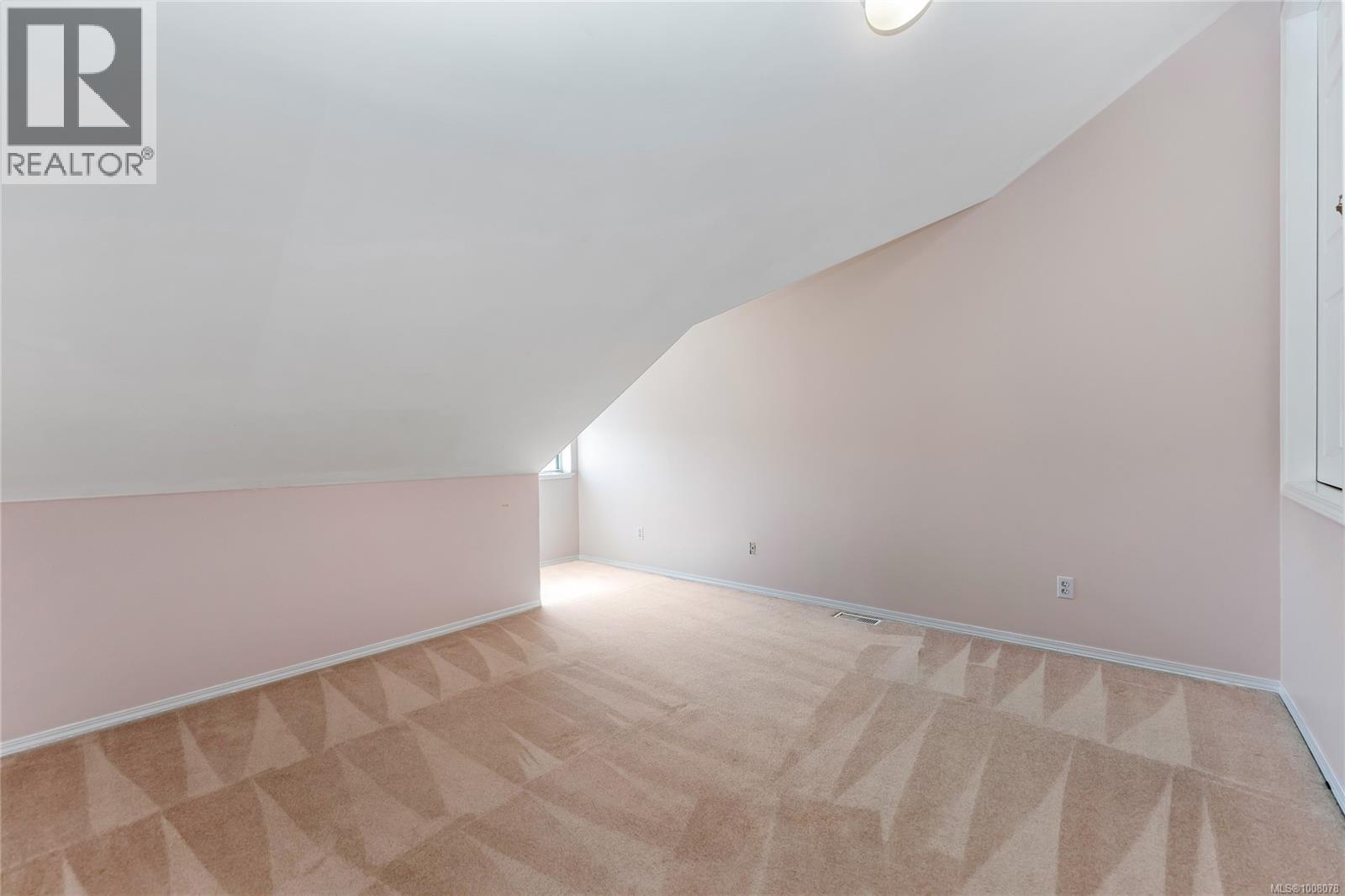 3014 Scott St, Victoria, British Columbia  V8R 4J8 - Photo 23 - 1008078