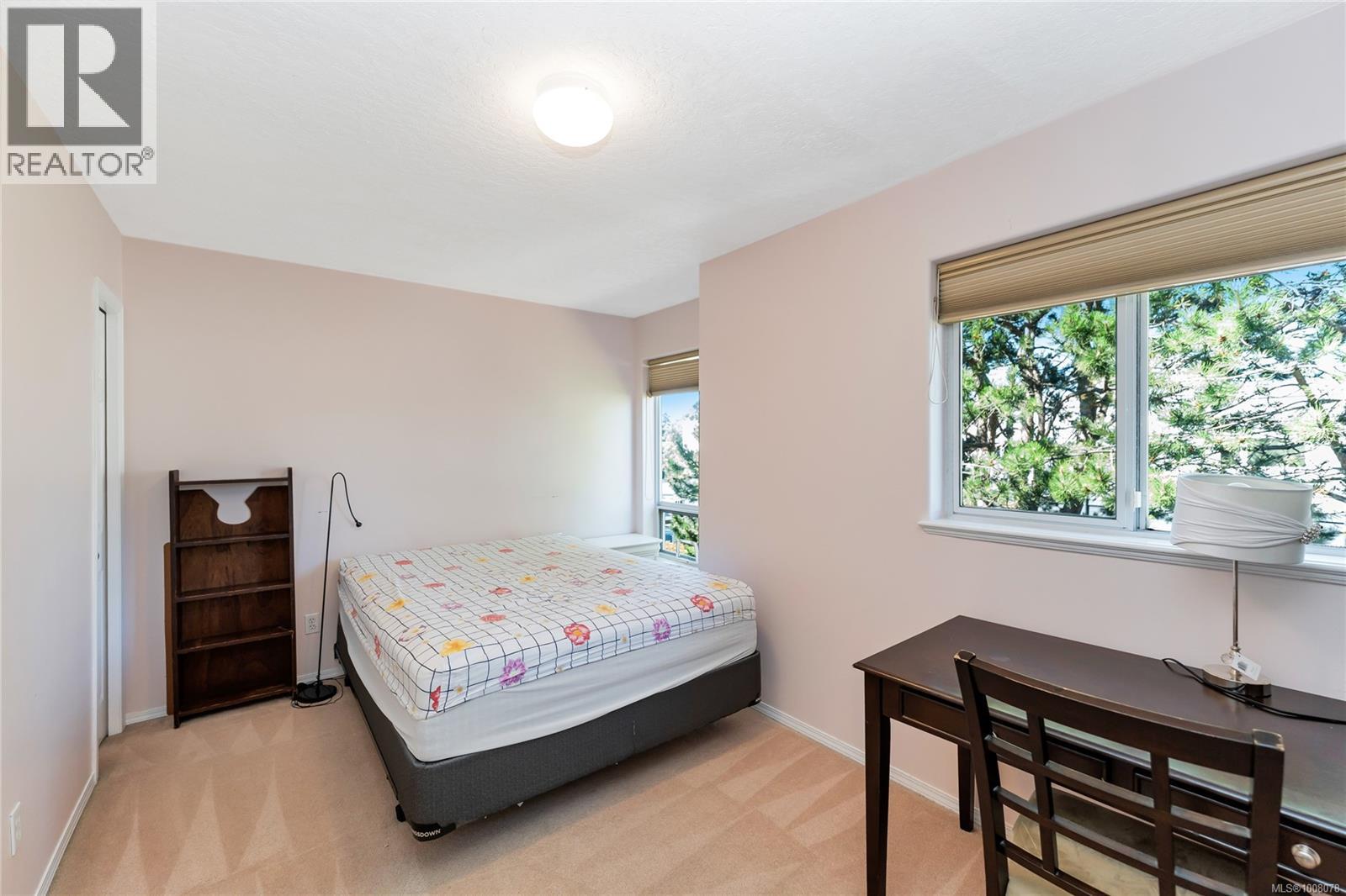 3014 Scott St, Victoria, British Columbia  V8R 4J8 - Photo 14 - 1008078