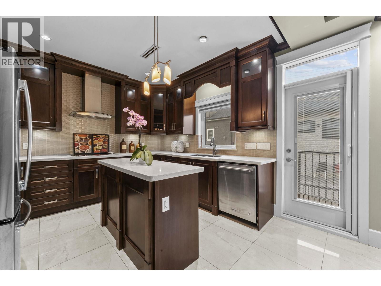 455 E 60th Avenue, Vancouver, British Columbia  V5X 2A1 - Photo 10 - R3066455