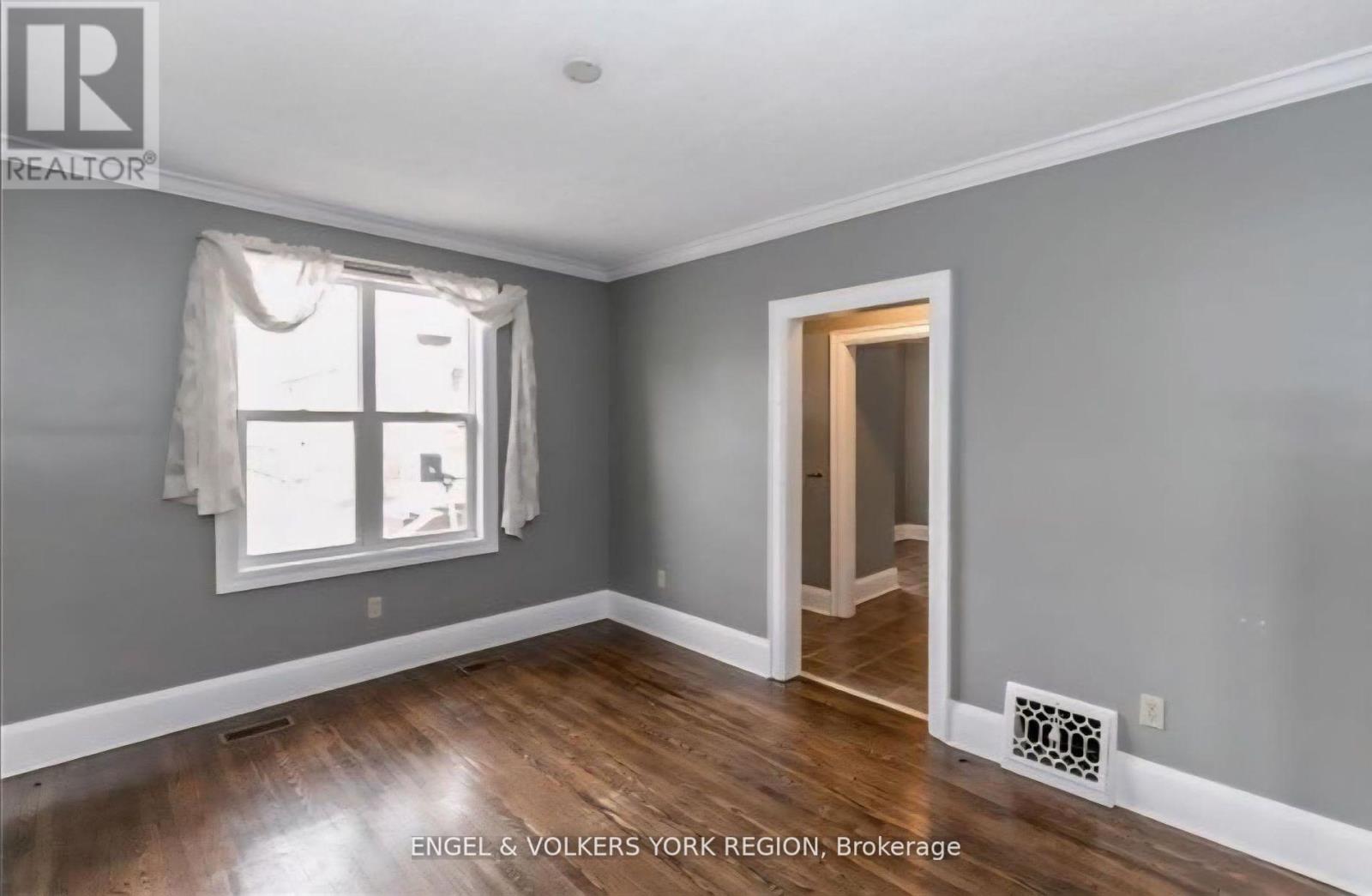 23 Lount Street, Barrie, Ontario  L4M 3E3 - Photo 18 - S12483062