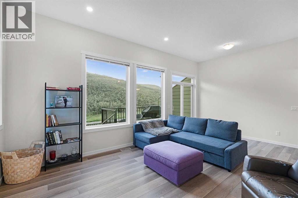 284 Cranbrook Square Se, Calgary, Alberta  T3M 3K8 - Photo 2 - A2256863