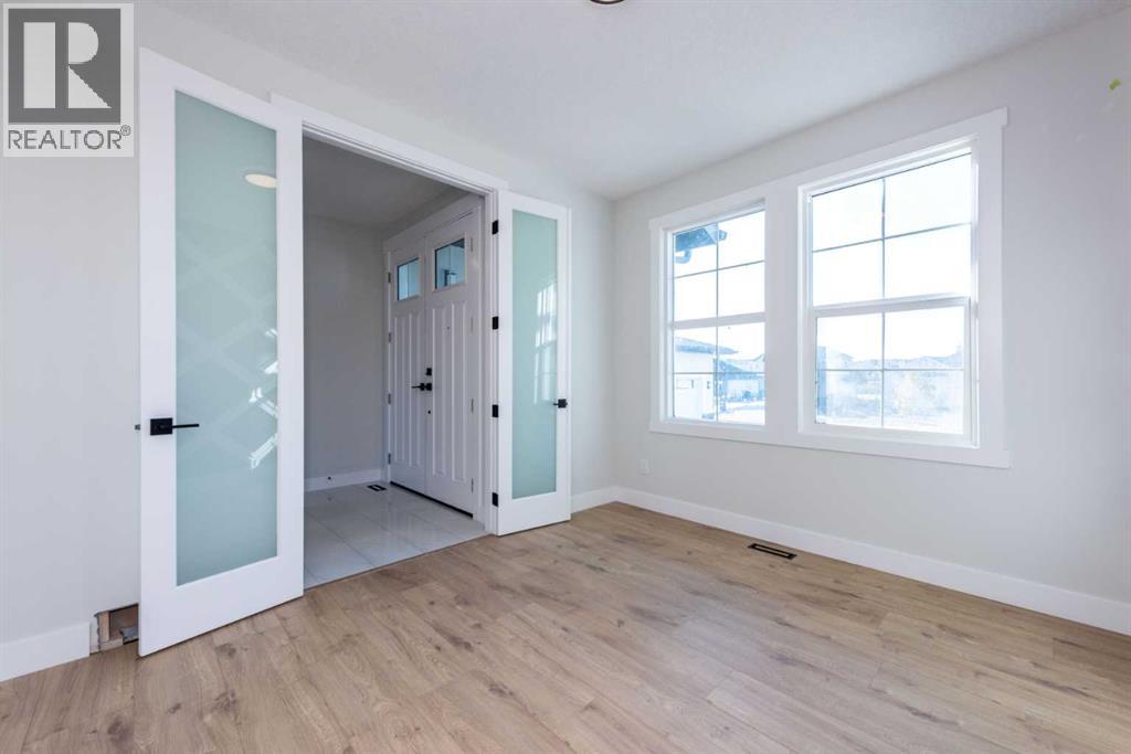 22 Cimarron Estates Gate, Okotoks, Alberta  T1S 0M9 - Photo 10 - A2268074