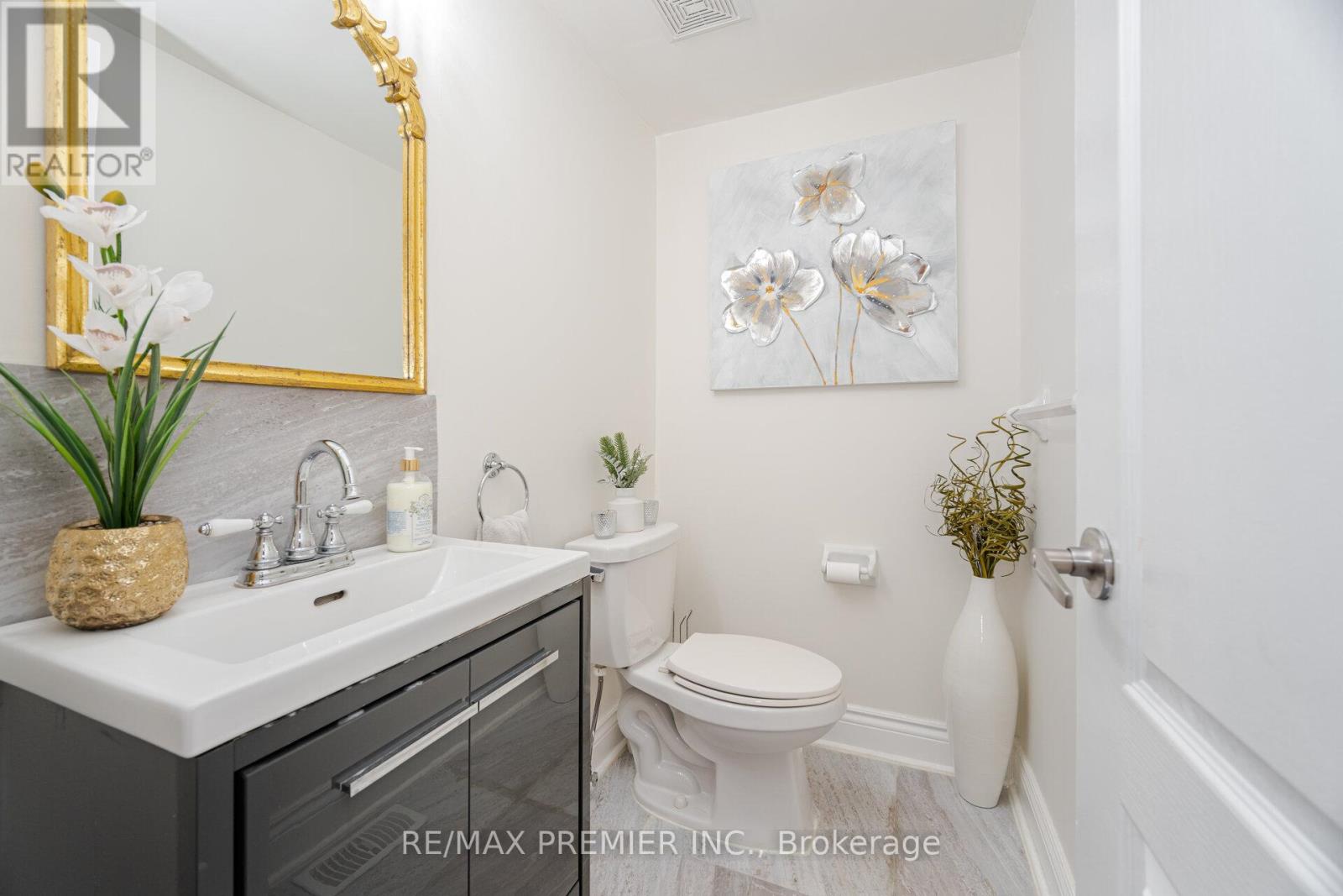 117 Professor Day Drive, Bradford West Gwillimbury (Bradford), Ontario  L3Z 3C1 - Photo 17 - N12533602