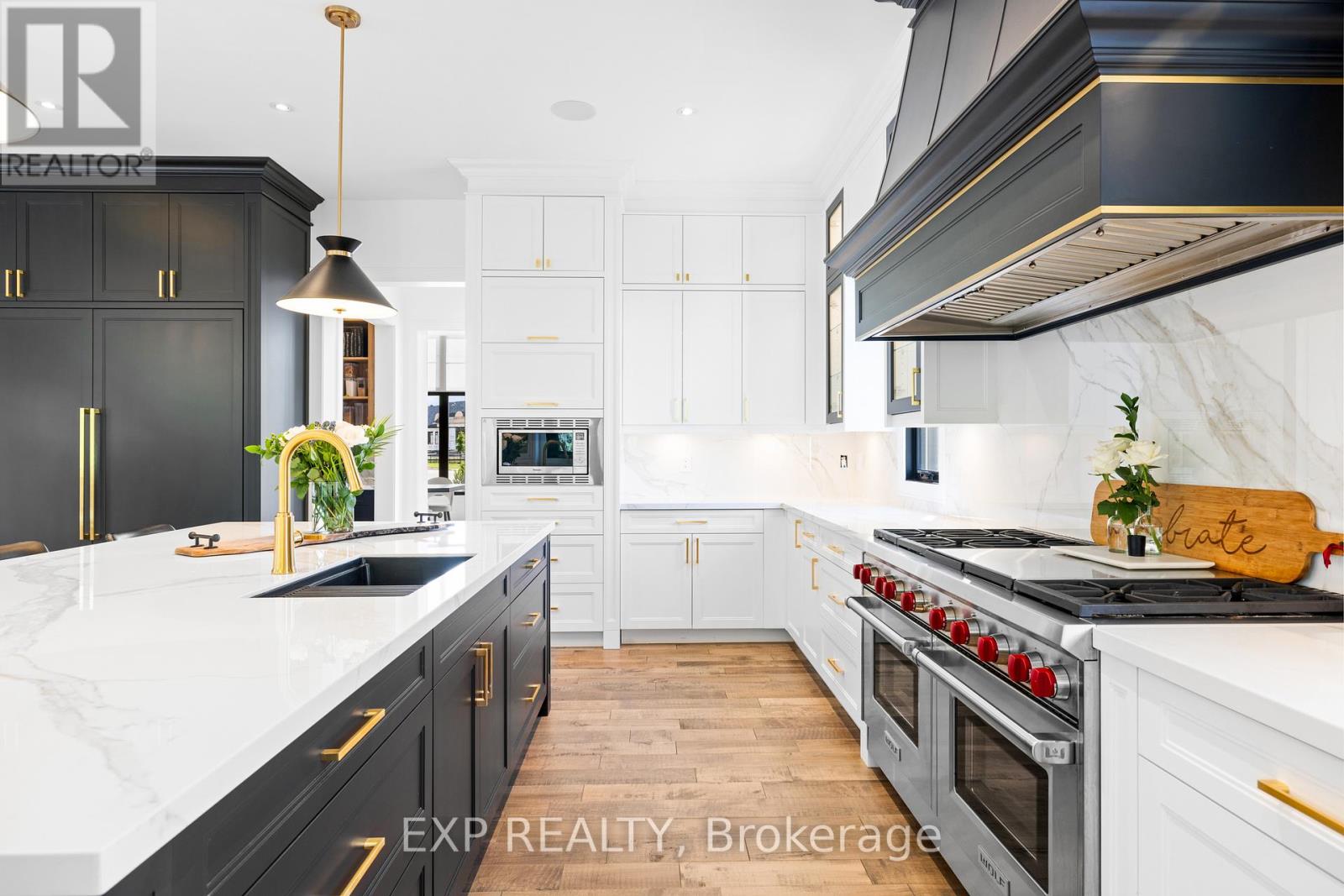 39 Orlin Chappel Court, King, Ontario  L7B 0P6 - Photo 11 - N12533636