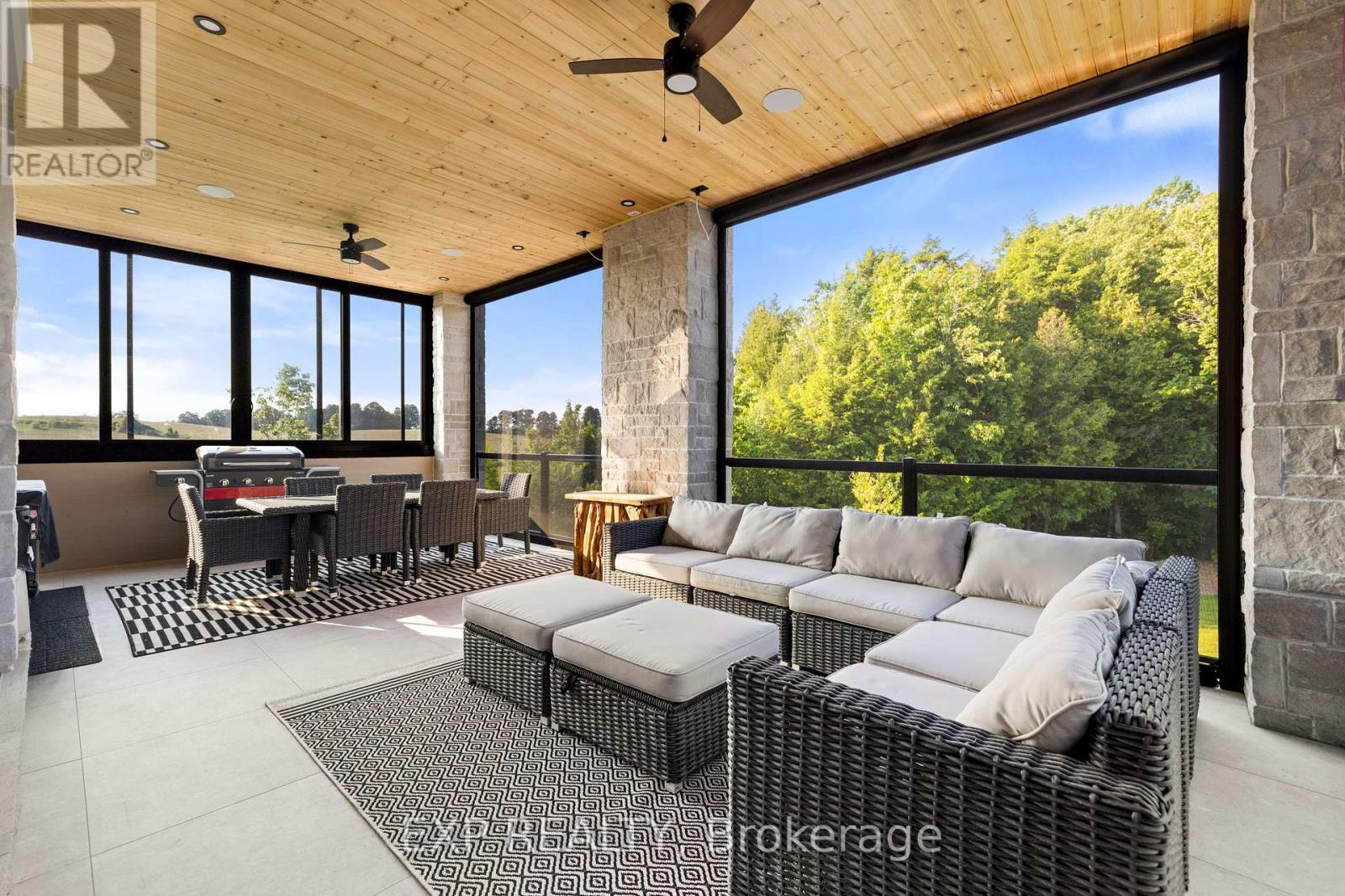 39 Orlin Chappel Court, King, Ontario  L7B 0P6 - Photo 15 - N12533636