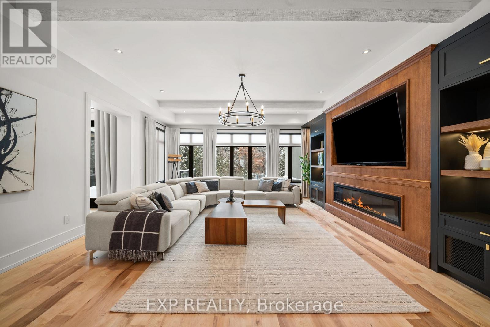 39 Orlin Chappel Court, King, Ontario  L7B 0P6 - Photo 18 - N12533636