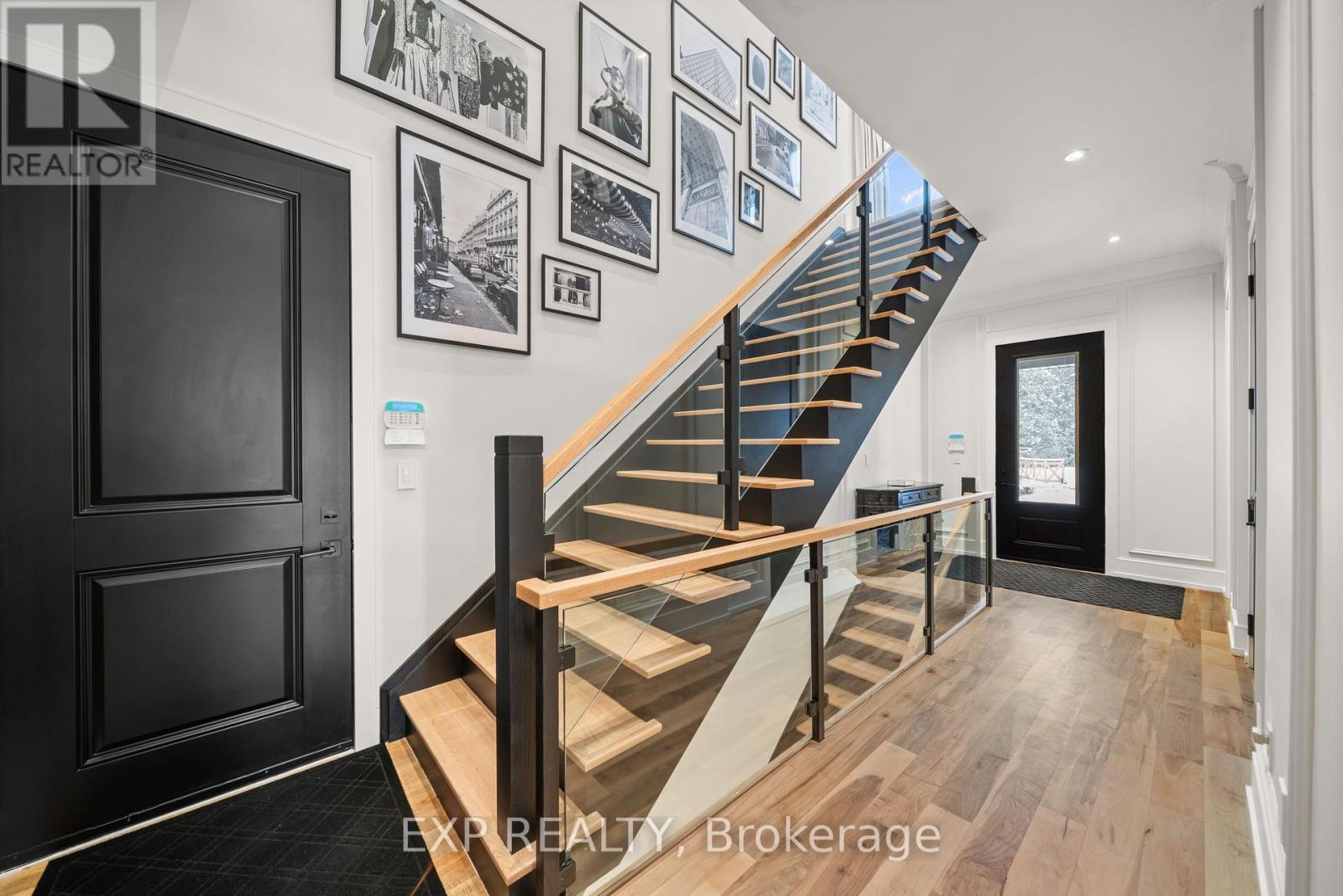 39 Orlin Chappel Court, King, Ontario  L7B 0P6 - Photo 24 - N12533636