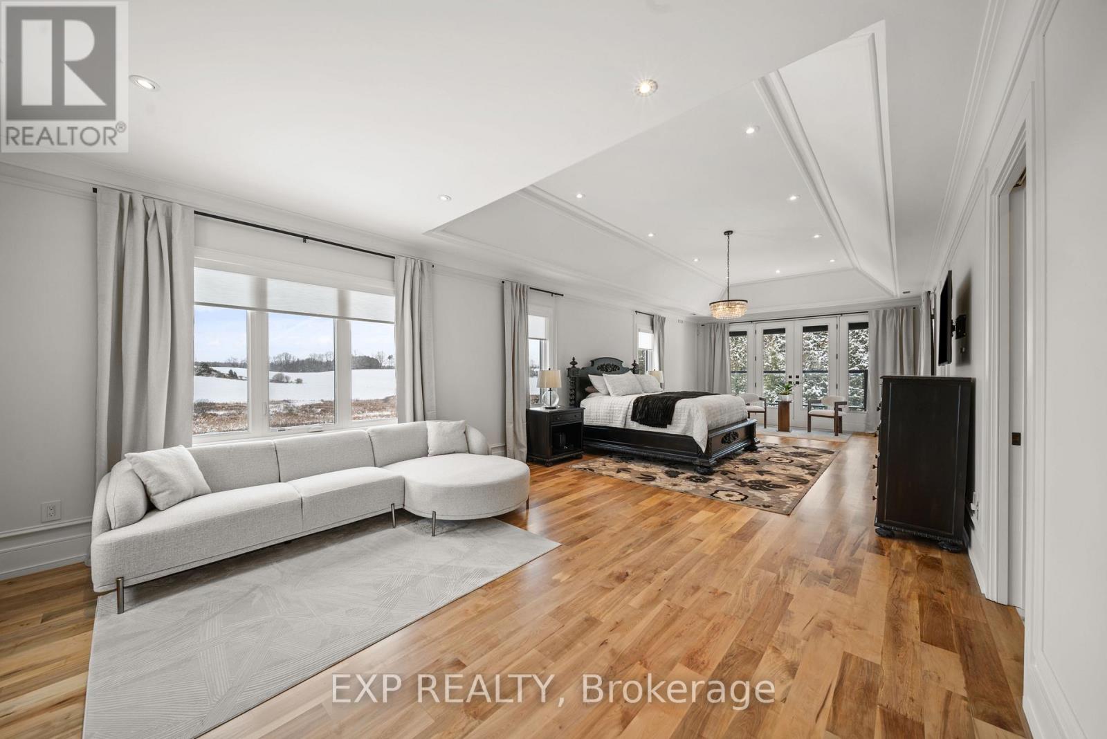 39 Orlin Chappel Court, King, Ontario  L7B 0P6 - Photo 25 - N12533636