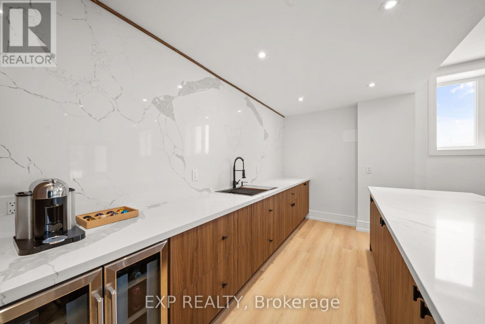 39 Orlin Chappel Court, King, Ontario  L7B 0P6 - Photo 37 - N12533636