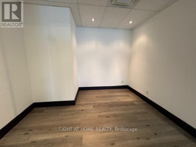 5 Main - 242 Applewood Crescent, Vaughan, Ontario  L4K 4E5 - Photo 5 - N12533640