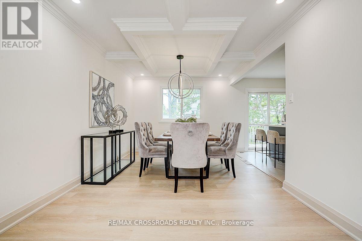 160 Letitia Street, Barrie (Letitia Heights), Ontario  L4N 1P5 - Photo 11 - S12533568