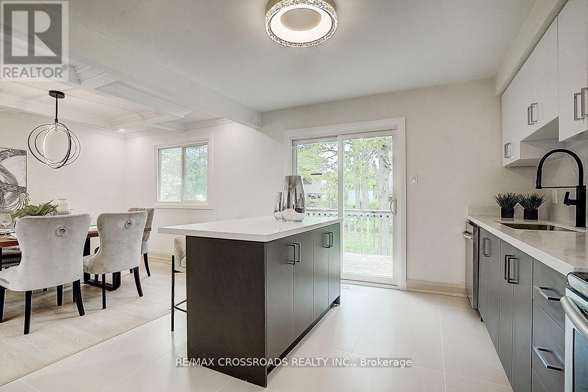 160 Letitia Street, Barrie (Letitia Heights), Ontario  L4N 1P5 - Photo 18 - S12533568