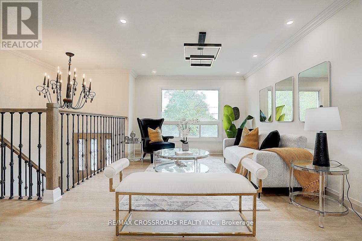 160 Letitia Street, Barrie (Letitia Heights), Ontario  L4N 1P5 - Photo 5 - S12533568