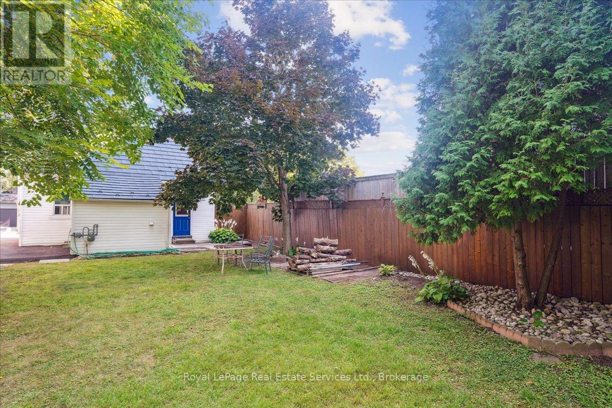 55 Stewart Street, Oakville, Ontario  L6K 1X6 - Photo 7 - W12533756