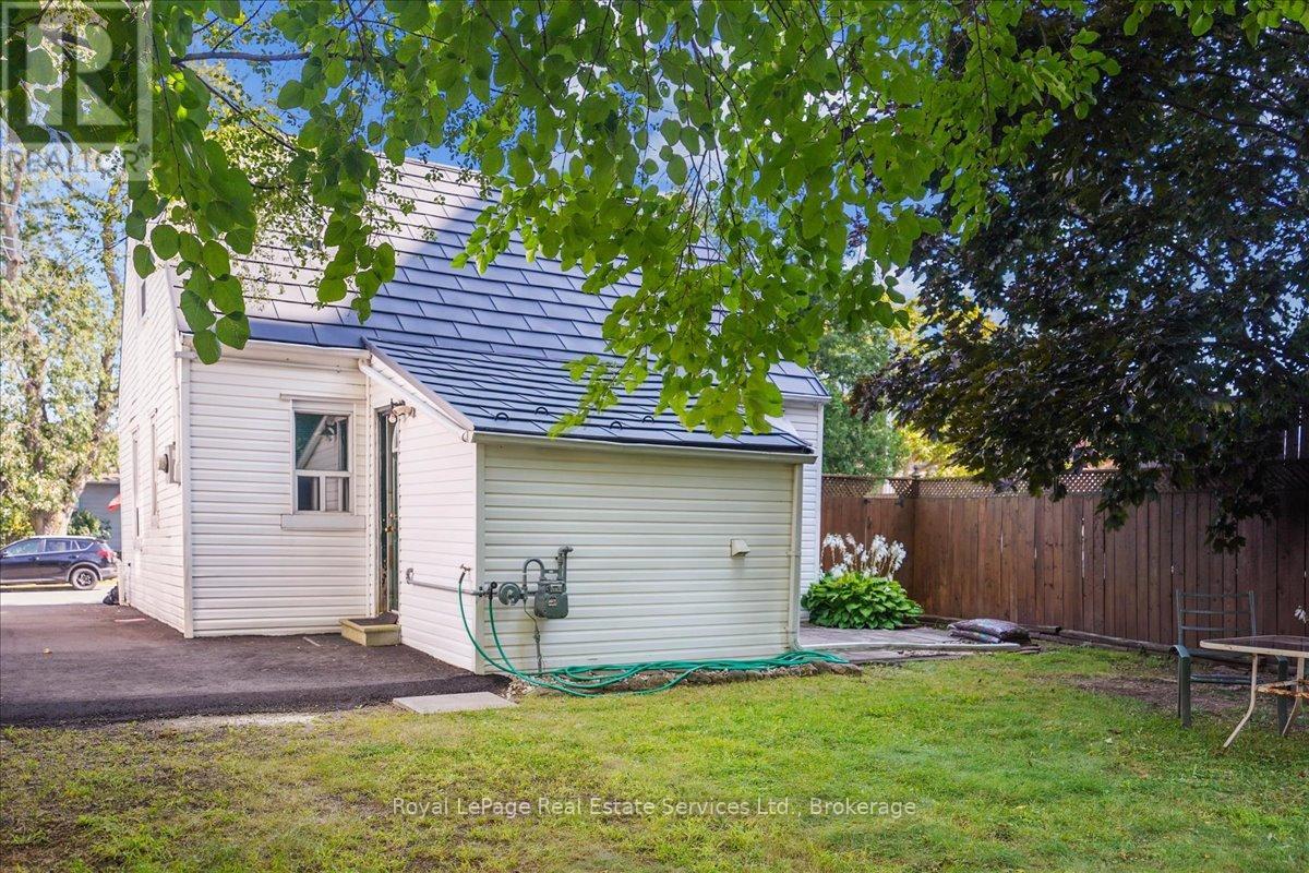 55 Stewart Street, Oakville, Ontario  L6K 1X6 - Photo 9 - W12533756