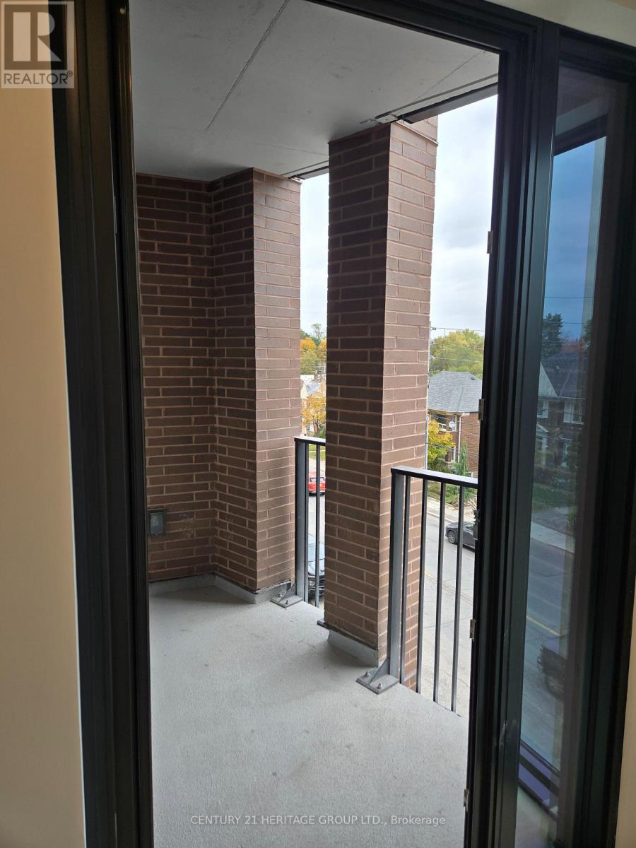 333 - 1720 Bayview Avenue, Toronto, Ontario  M4G 3C4 - Photo 15 - C12533448