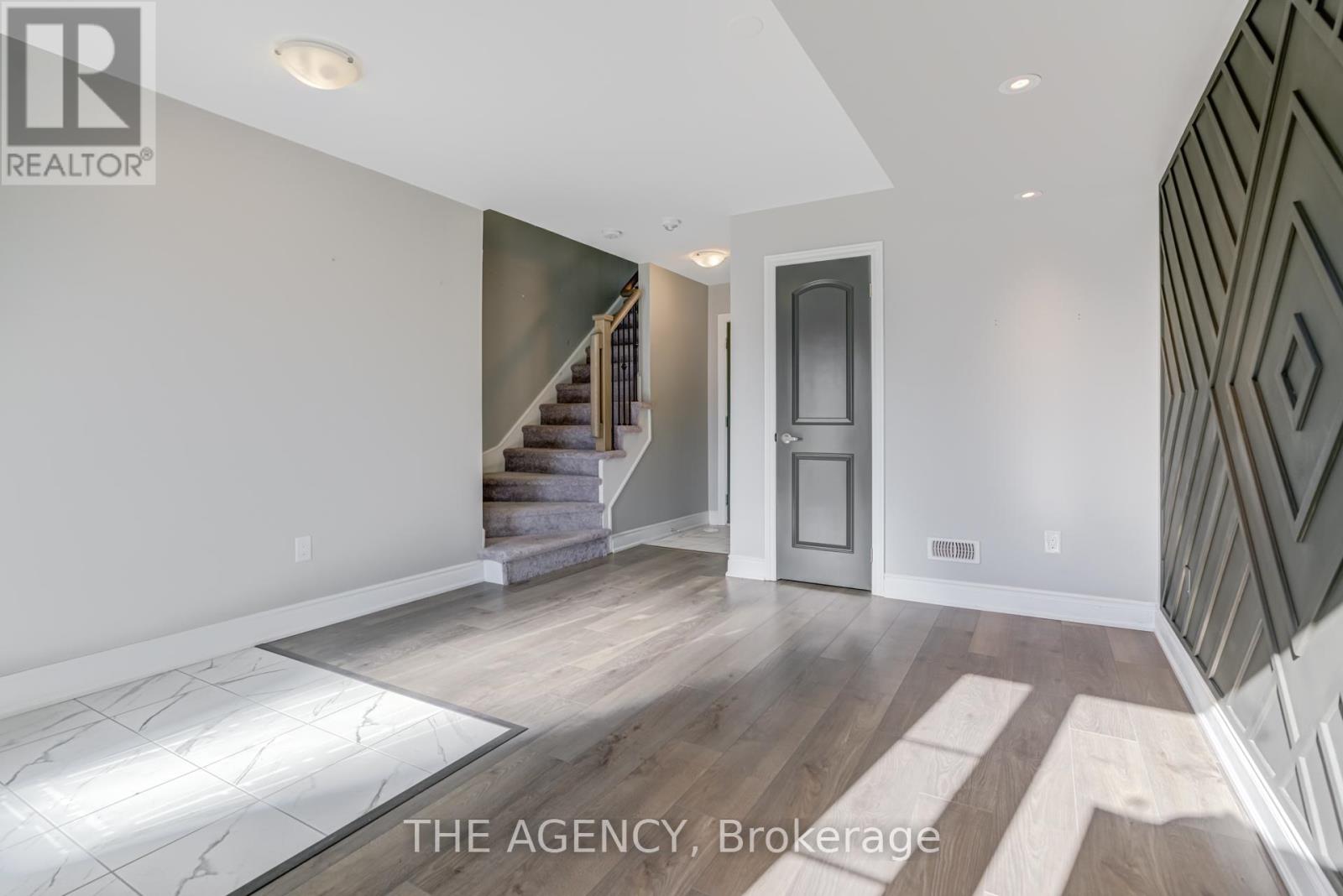 301 - 250 Finch Avenue, Pickering, Ontario  L1V 0G6 - Photo 6 - E12514708