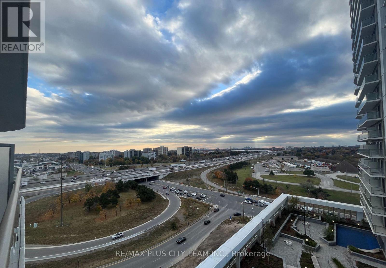 1512 - 2033 Kennedy Road, Toronto, Ontario  M1T 0B9 - Photo 13 - E12530808